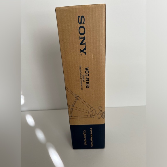 Sony VCT-R100 tripod - Picture 1 of 8